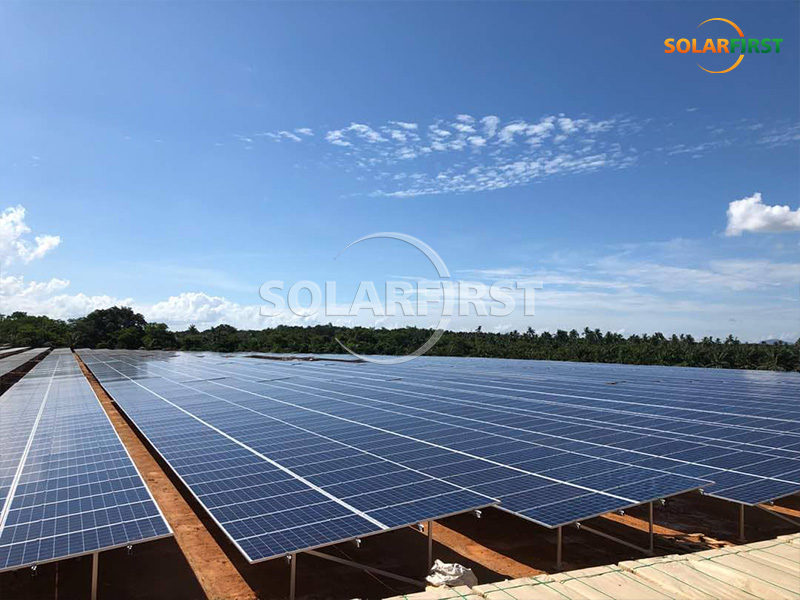 マレーシアにある23.7MWpの太陽光発電地上発電所