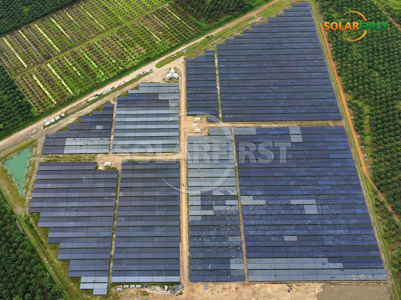 マレーシアの20MWp太陽光発電地上発電所