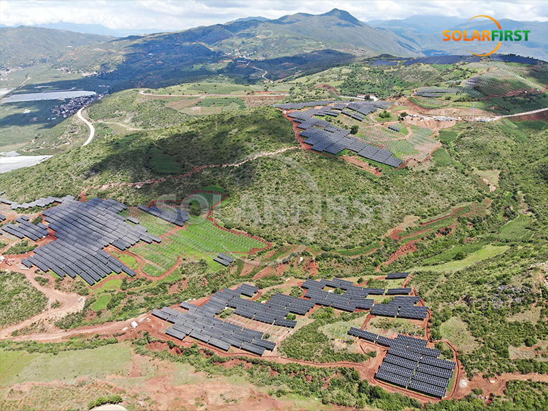 中国にある60MWpの地上太陽光発電所