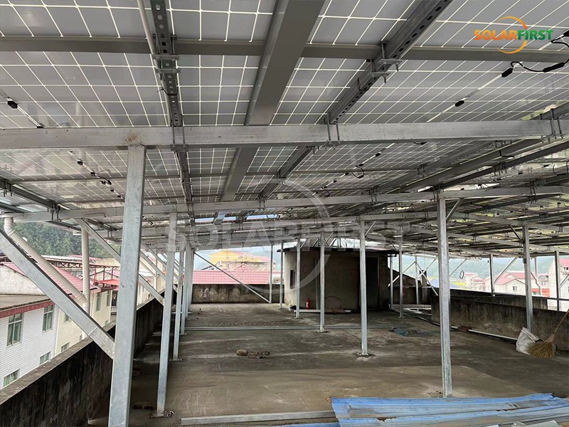 中国における10MWp太陽光コンクリート屋根発電所