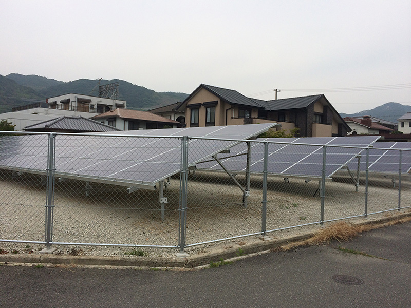 日本の2030年太陽光発電展望：晴天時の日中の電力供給は主導権を握れるか？