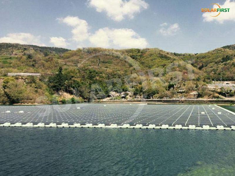日本5mwpフローティング太陽光発電所プロジェクト
